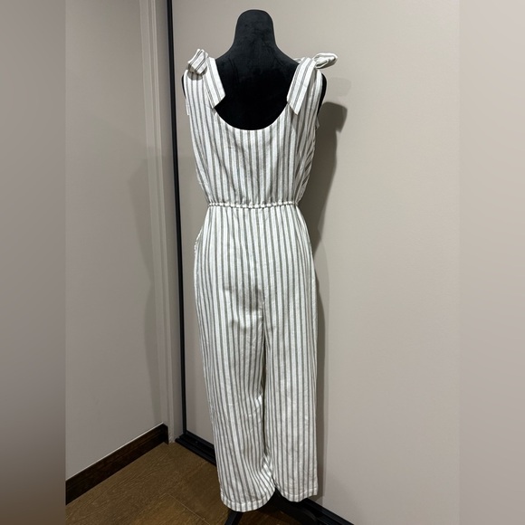 Mod Ref Classic White Top - Picture 2 of 7